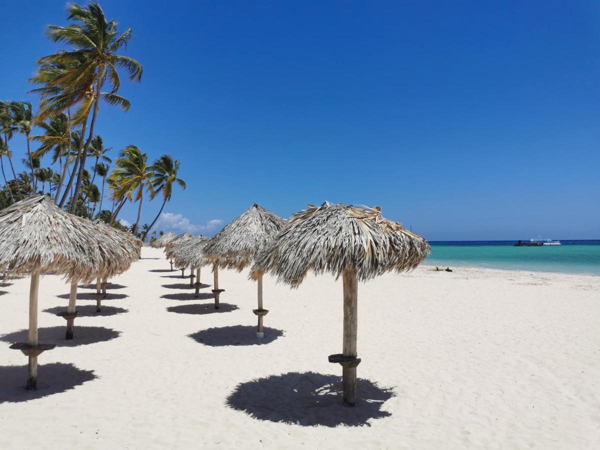 Sol Caribe Suites - Playa Los Corales - Beach Club, Wifi, Swimming Pool - Calle Aruba 蓬塔卡纳 外观 照片