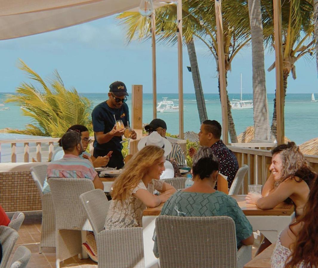 Sol Caribe Suites - Playa Los Corales - Beach Club, Wifi, Swimming Pool - Calle Aruba 蓬塔卡纳 外观 照片